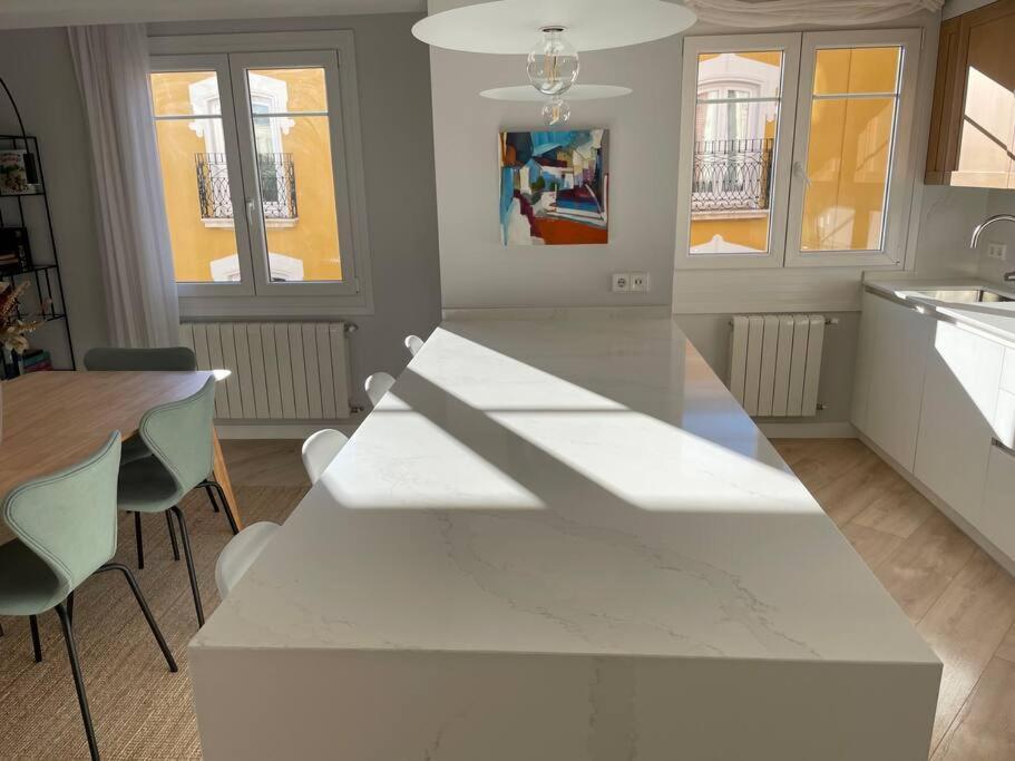Burgos Senorial By Exclusive Burgos Apartments ภายนอก รูปภาพ