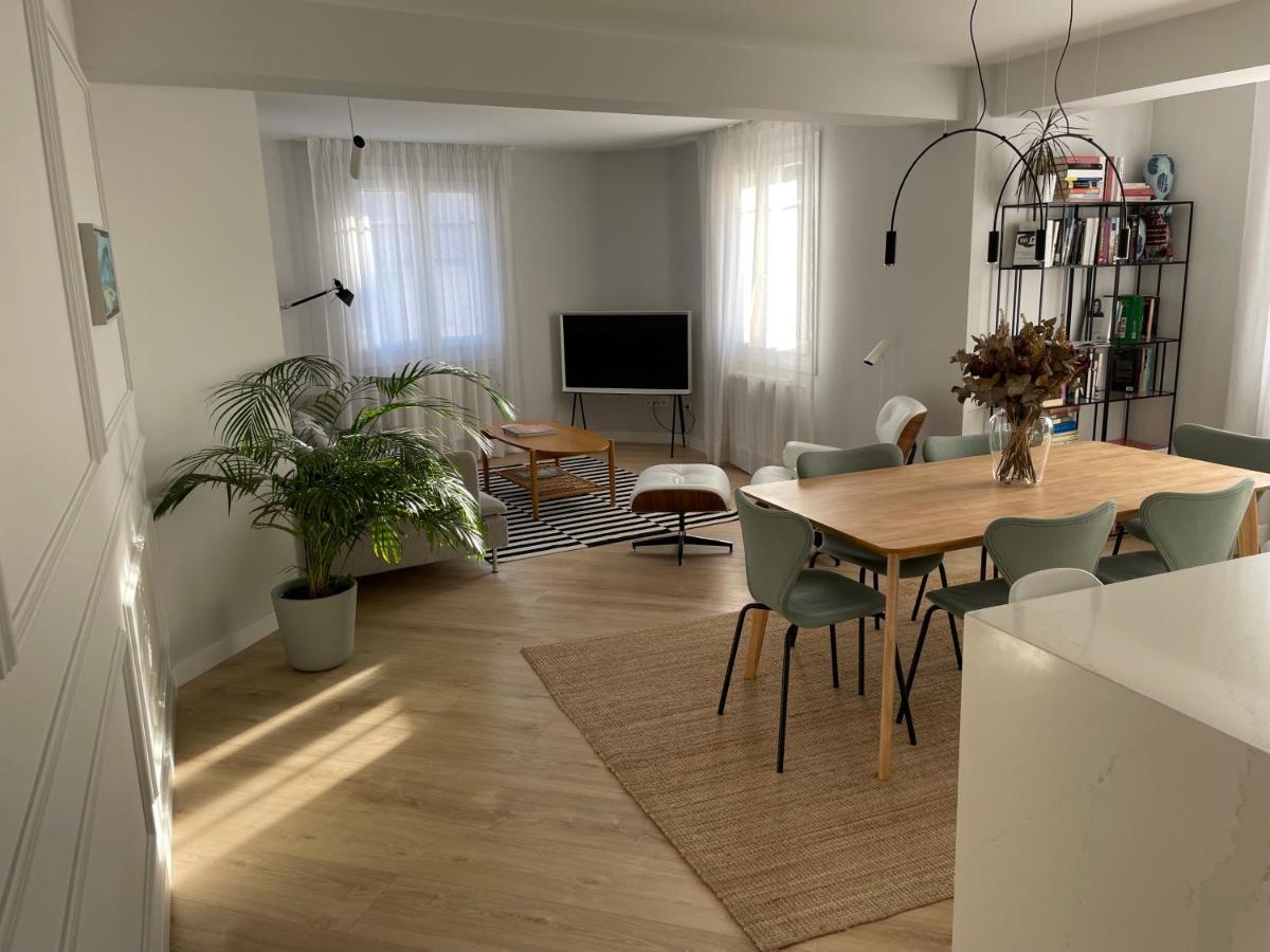 Burgos Senorial By Exclusive Burgos Apartments ภายนอก รูปภาพ